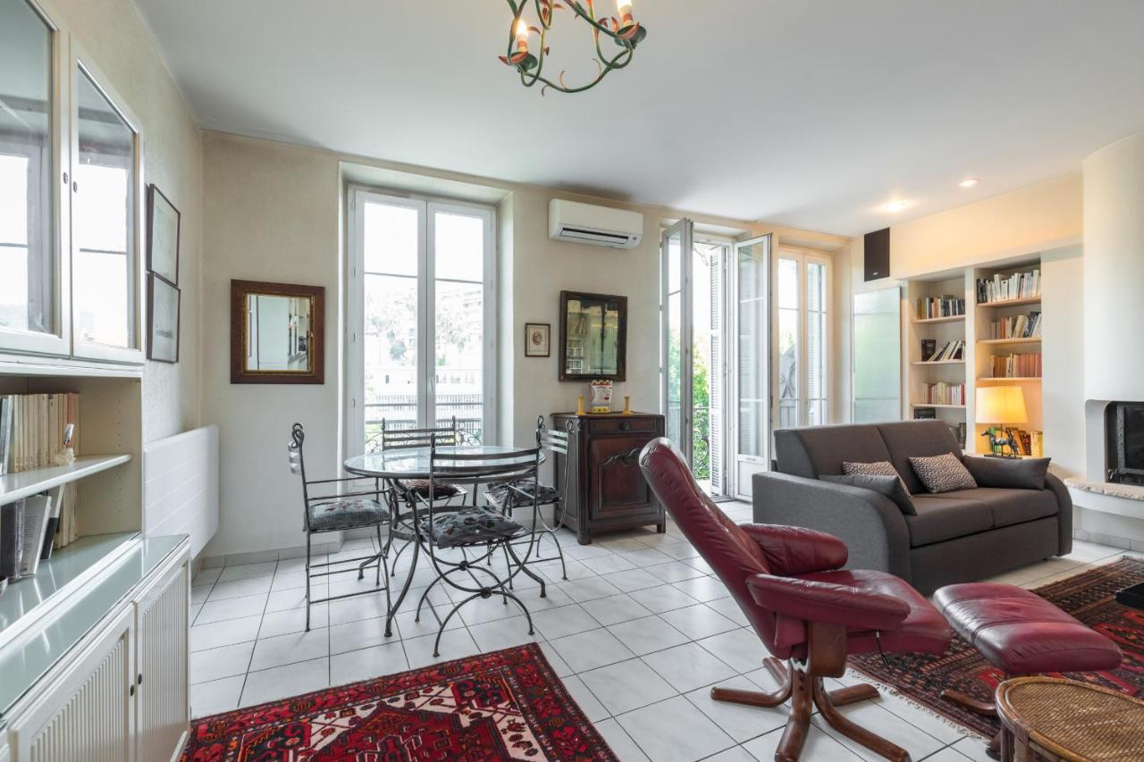 Large 2 Bdrs Downtown - 6 Pax & Ac